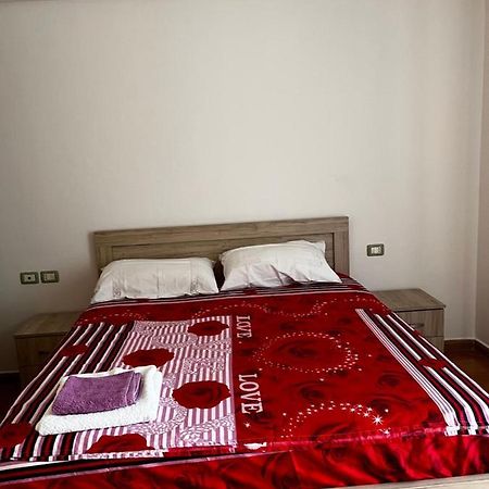 Vlorë Appartamento Incantevole Con Posto Auto Privato מראה חיצוני תמונה