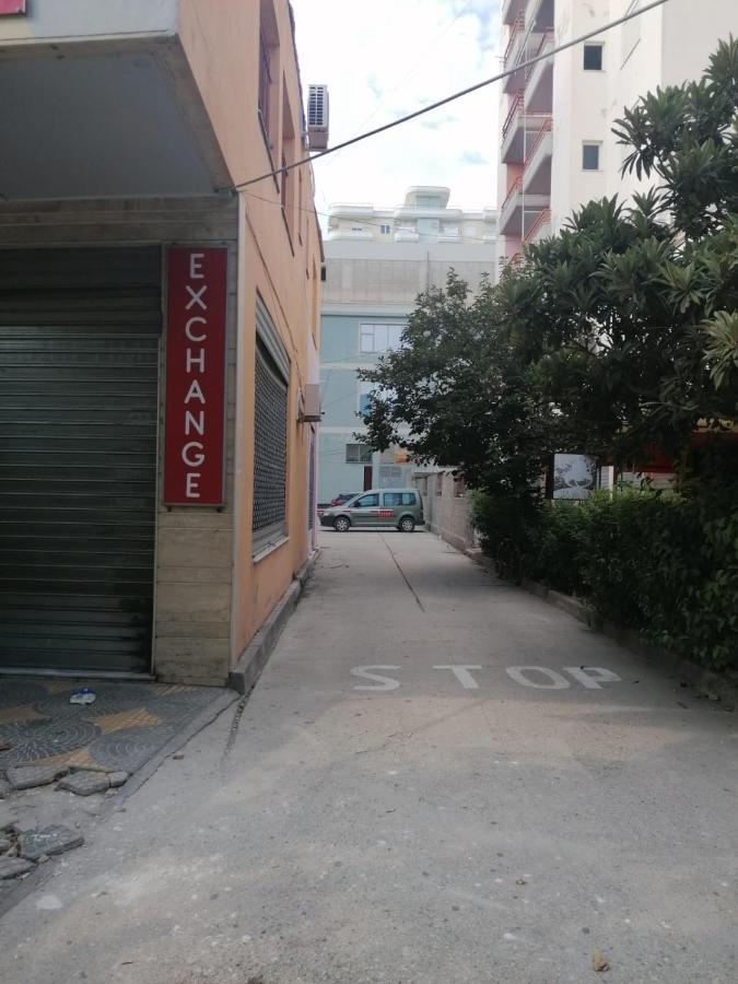 Vlorë Appartamento Incantevole Con Posto Auto Privato מראה חיצוני תמונה