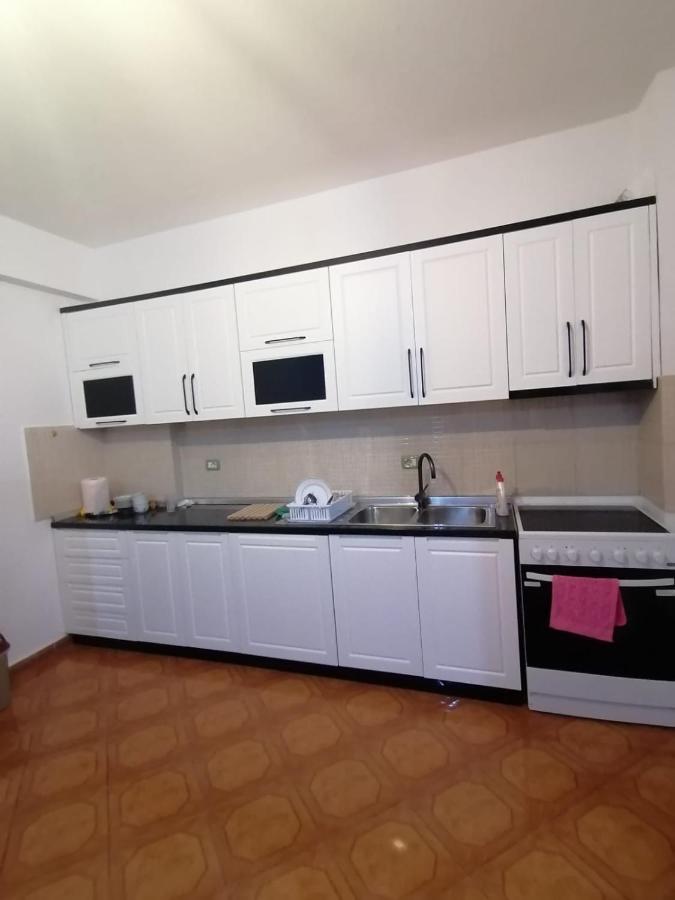 Vlorë Appartamento Incantevole Con Posto Auto Privato מראה חיצוני תמונה